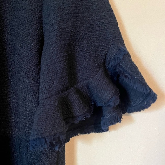 Banana Republic Boucle Knit Top in Navy - Picture 3 of 8